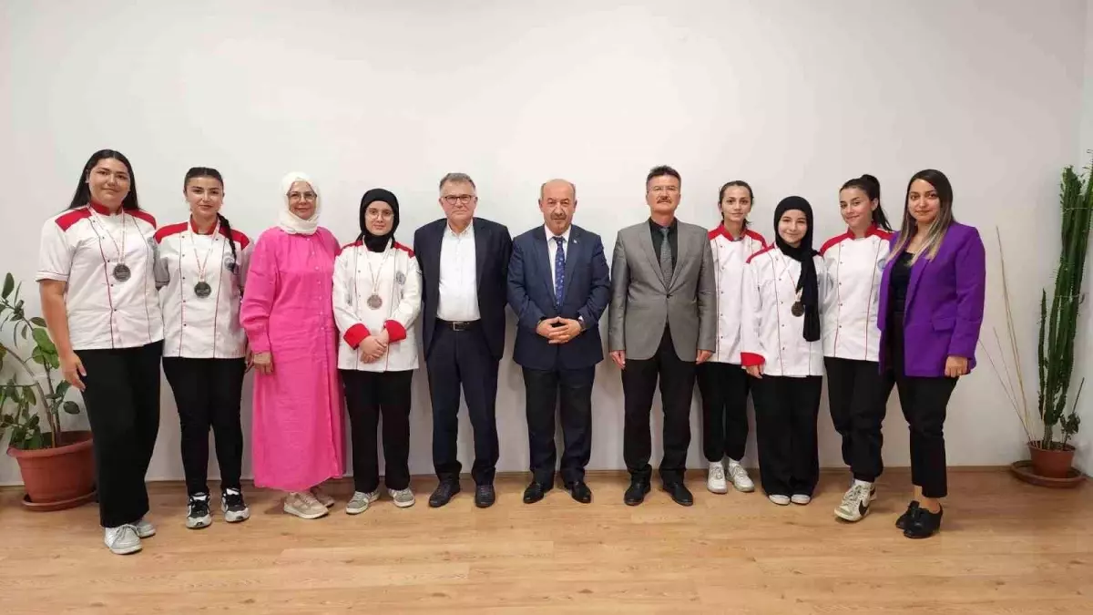 Kütahya Lisesi’nden Yemeği Başarı