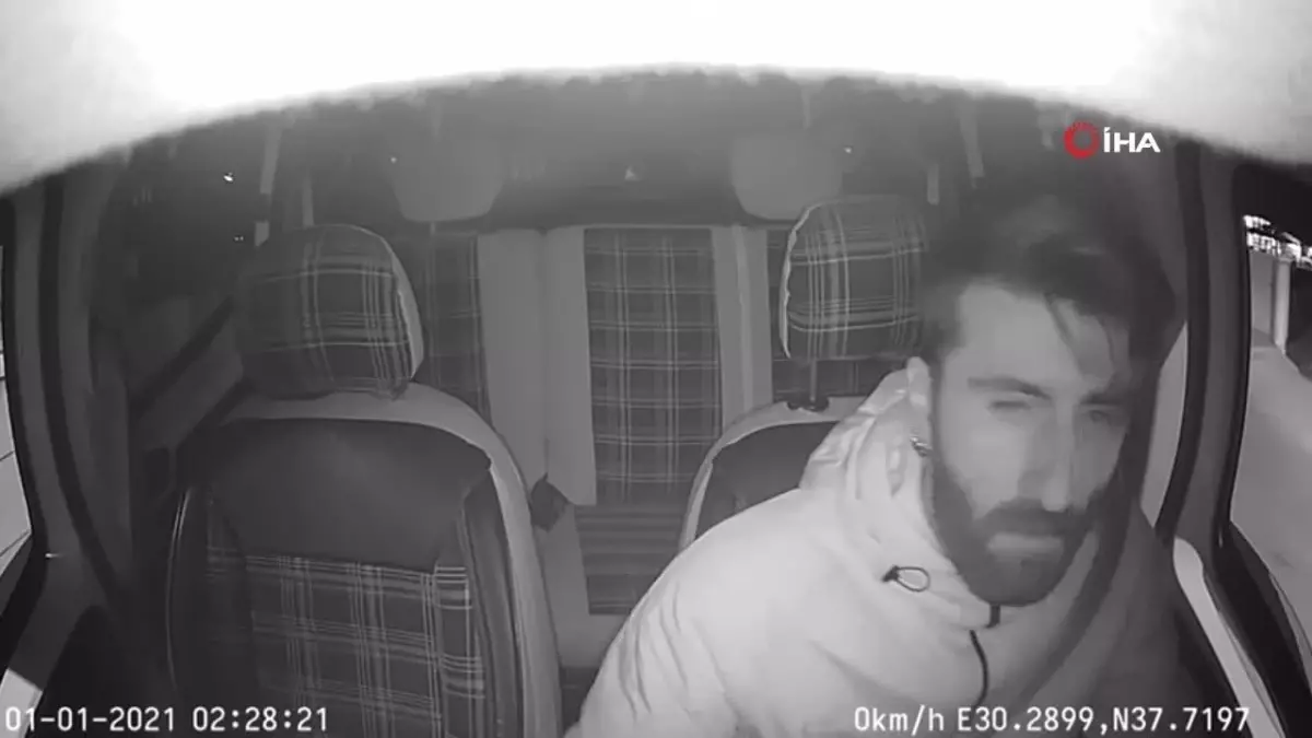 Burdur’da Taksiciye Bıçaklı Saldırı