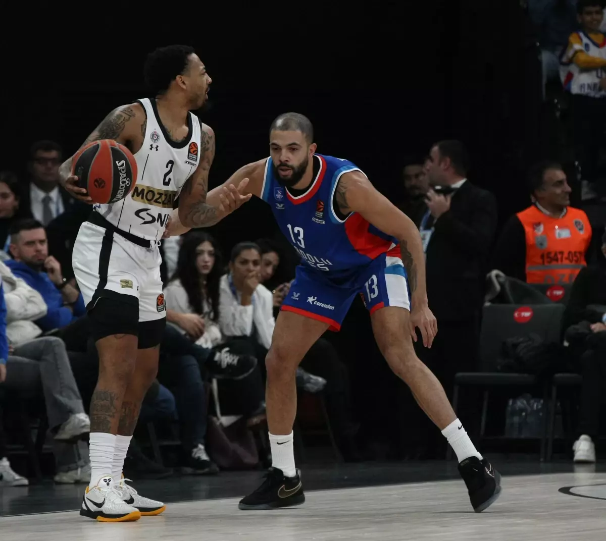 Anadolu Efes, Partizan’ı 86-77 Mağlup Etti
