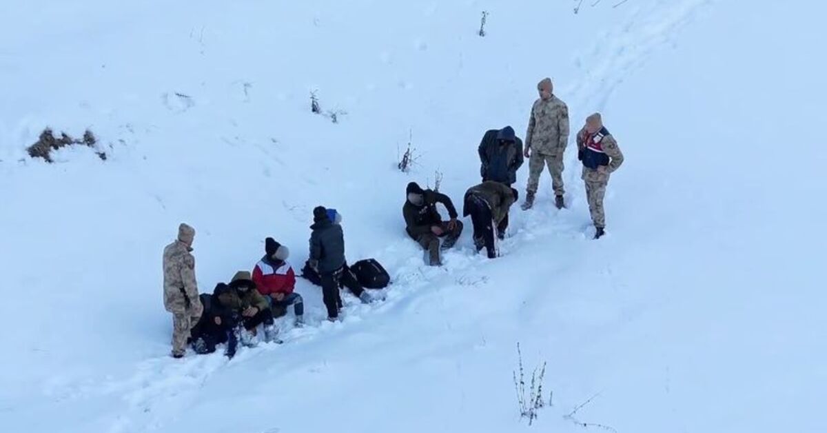 Kar üzerindeki ayak izlerinden yakalandılar