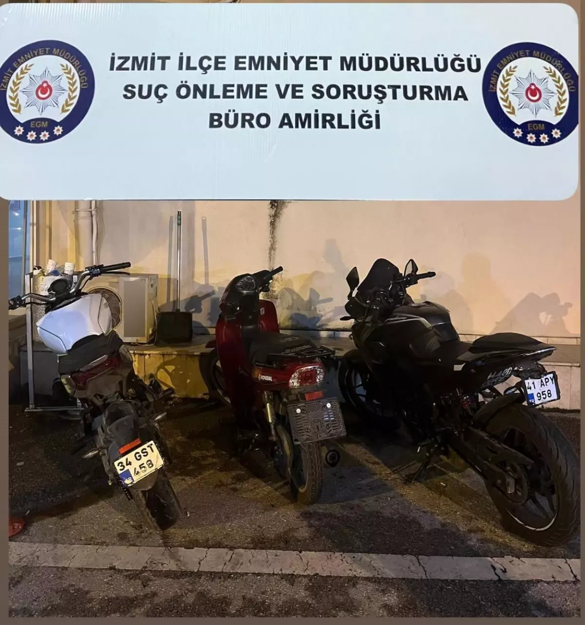 Kocaeli’de Motosiklet Hırsızları Yakalandı
