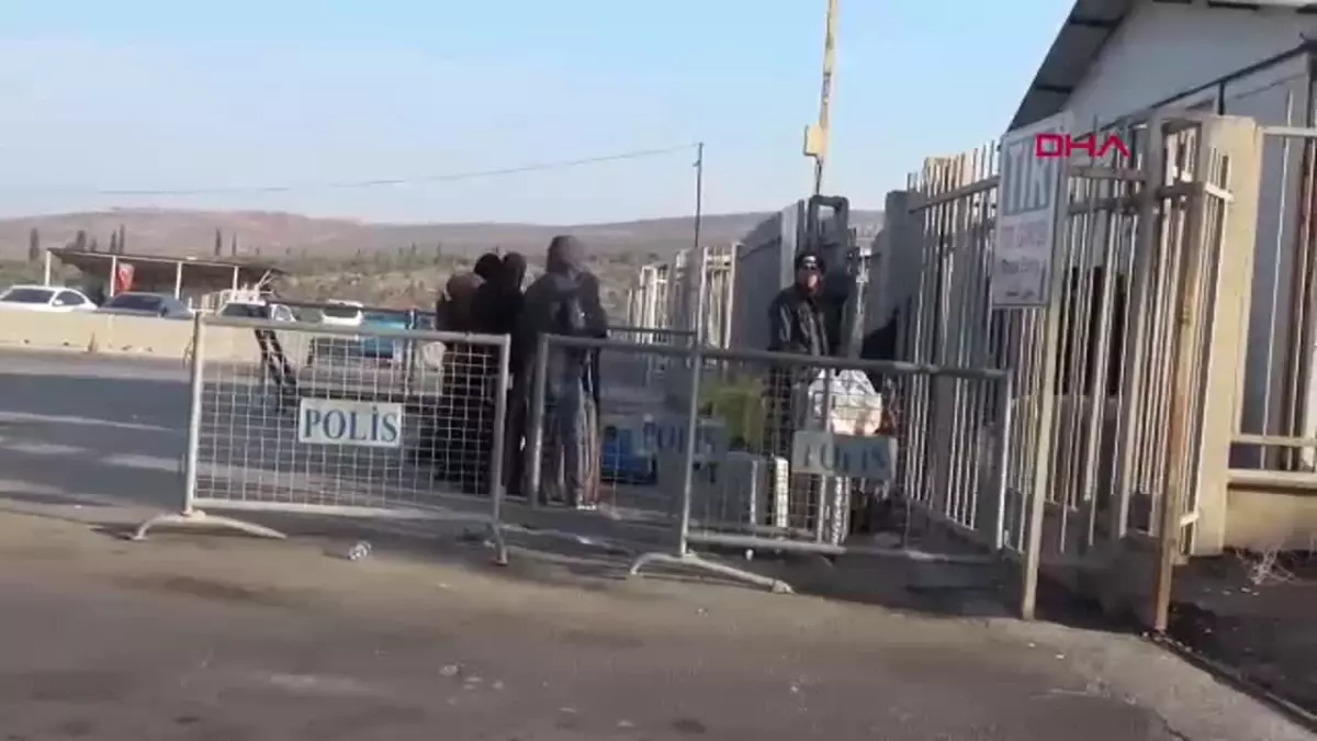 Suriyeliler Halep’e Dönüş Yapıyor