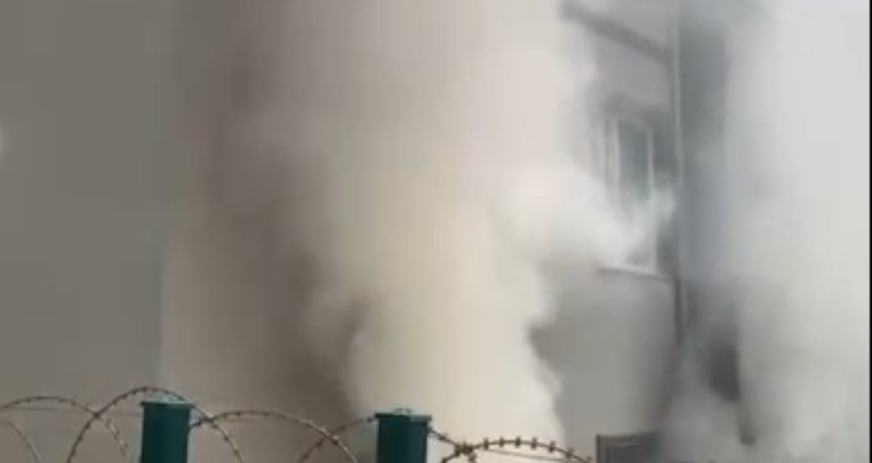 Bursa’da yangın paniği: Asansöre sığınan çocuk şans eseri kurtarıldı